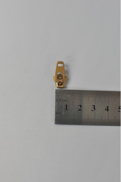 ZIP109 金色金屬拉鏈頭 正面照